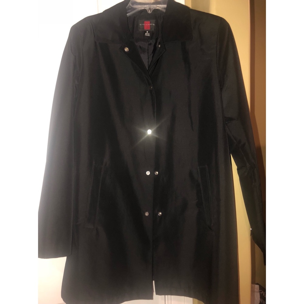 ✨BRAND NEW CONDITION! Gallery Rain-Dress Coat